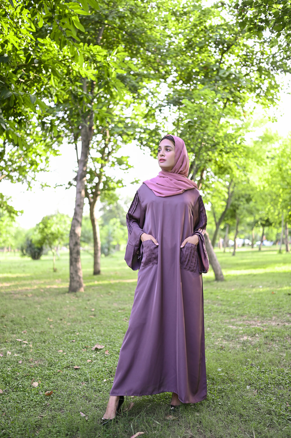 Chinese Violet Abaya