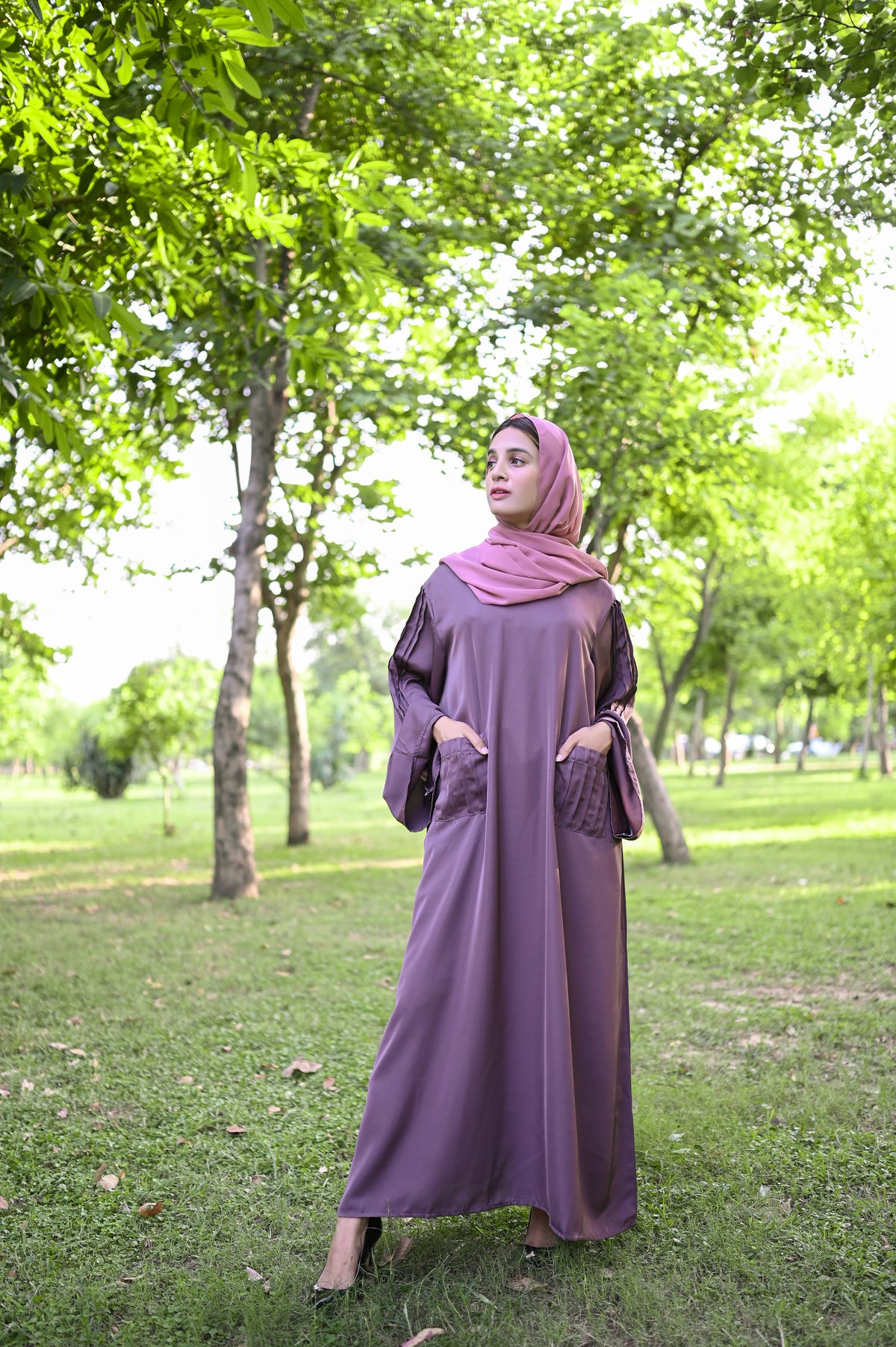 Chinese Violet Abaya