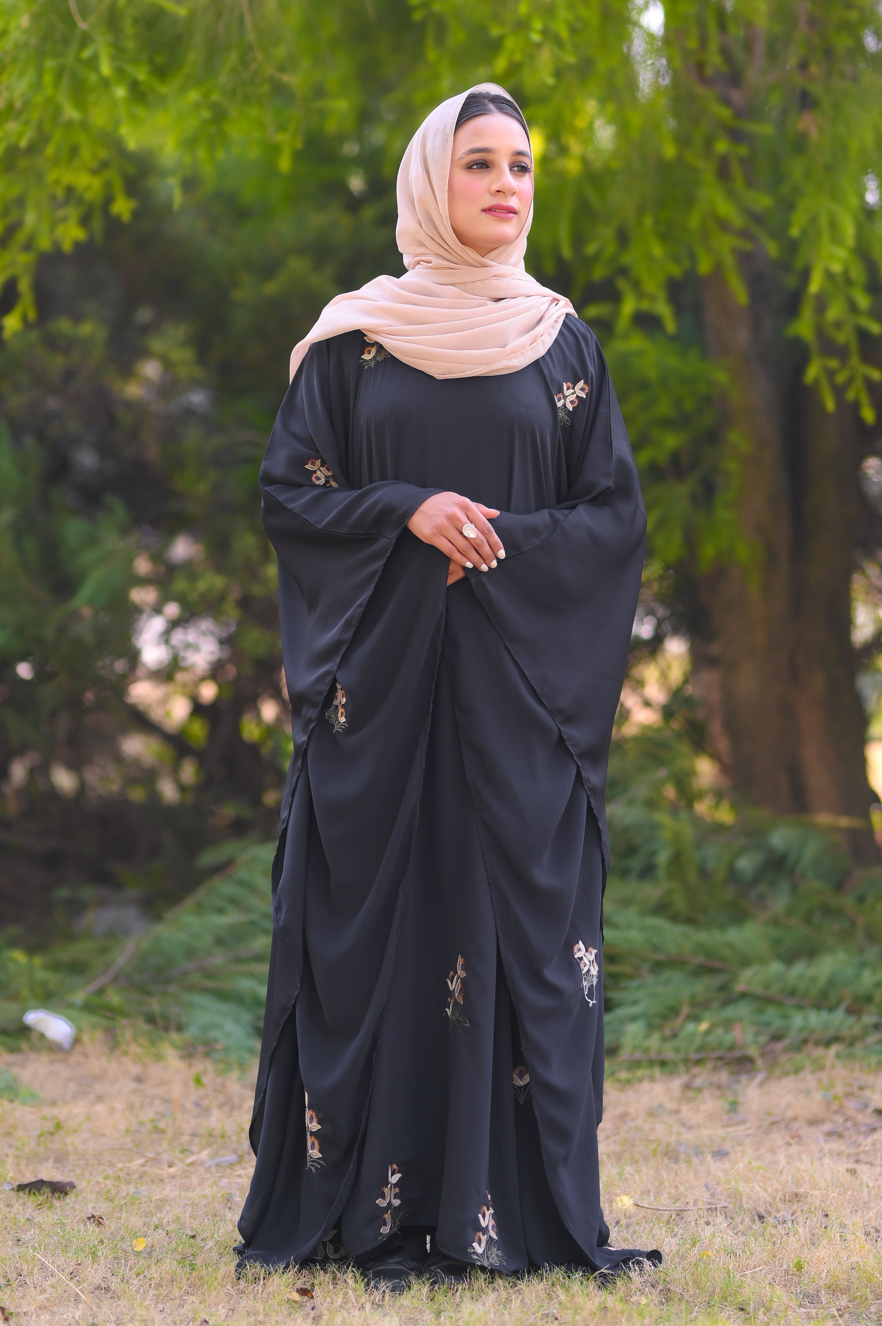 Zeenah Black Bloom Kaftan