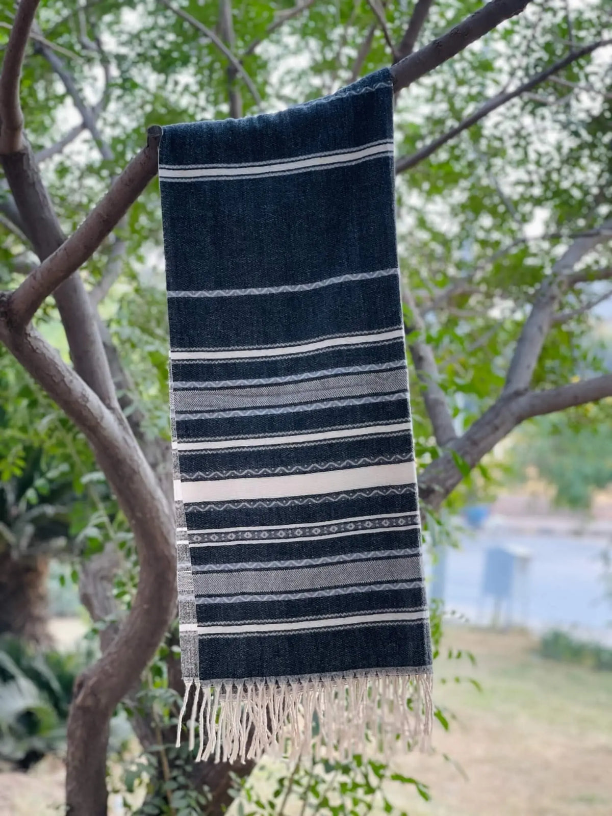 Black Lining Cashmere Wool Hijab