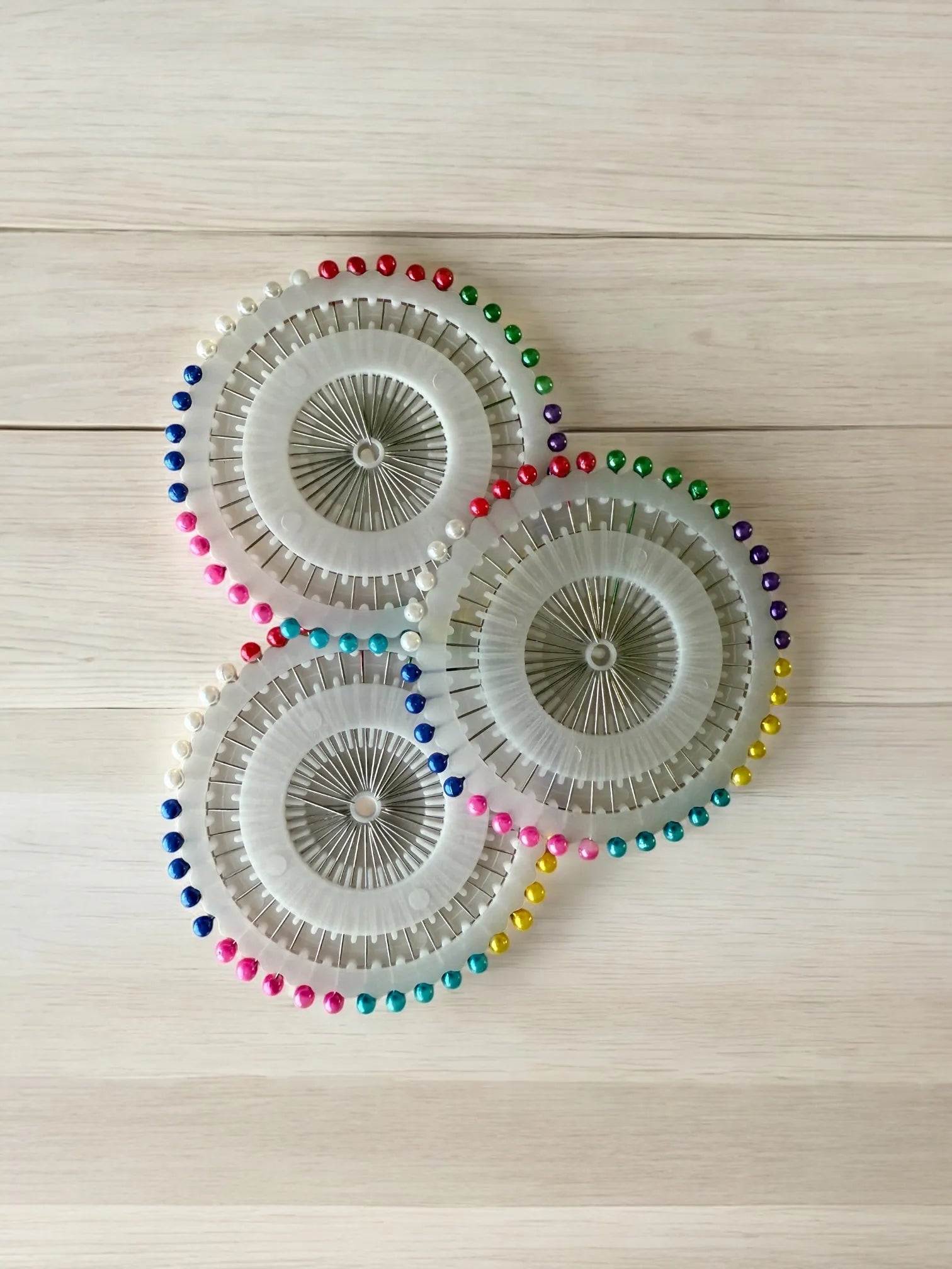 Hijab Pin Wheel - Multi