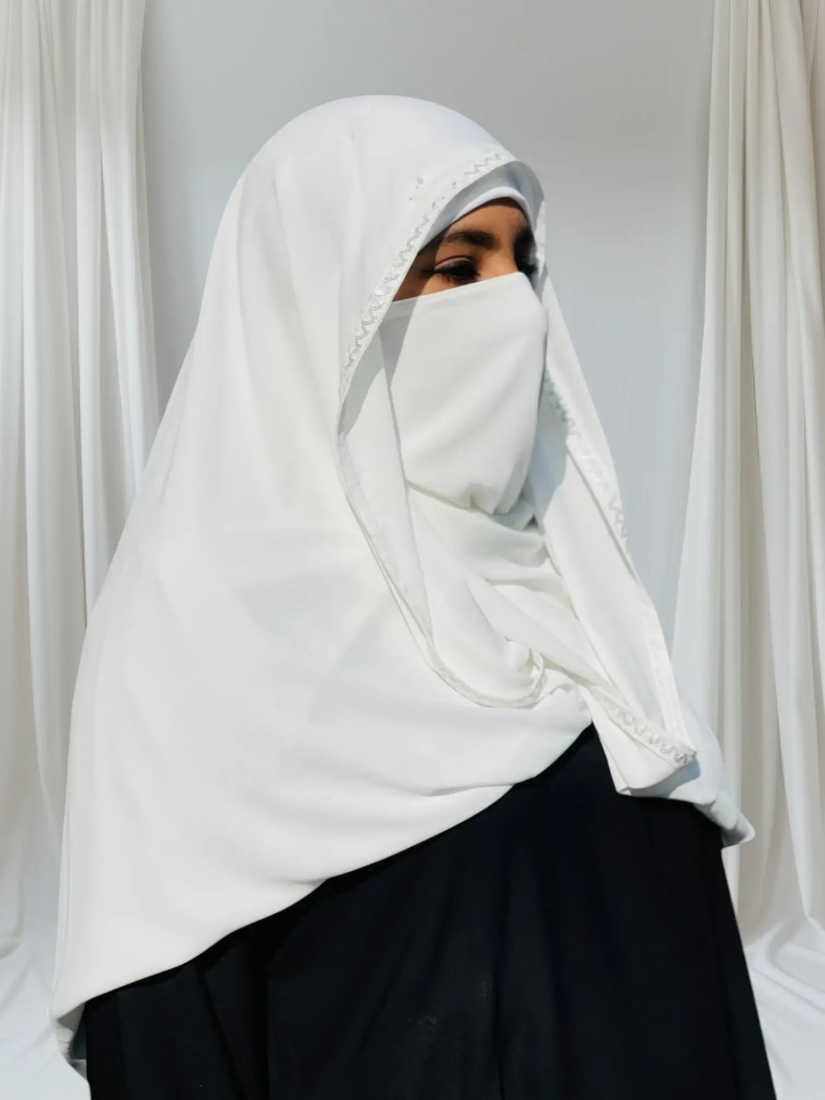 White Elegance Laced  Georgette Hijab